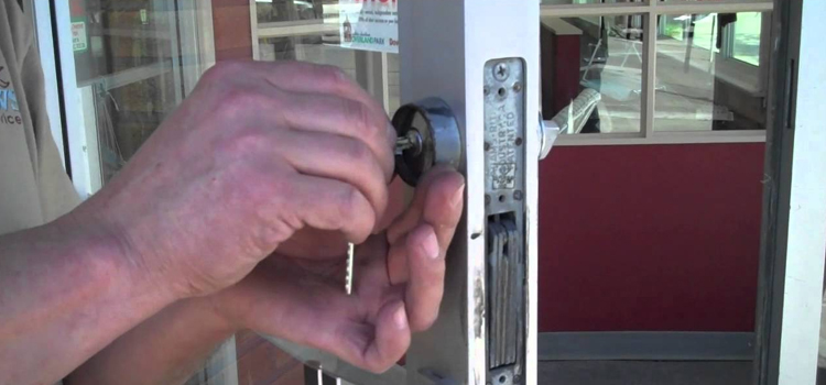 commercial door lock repair Linda